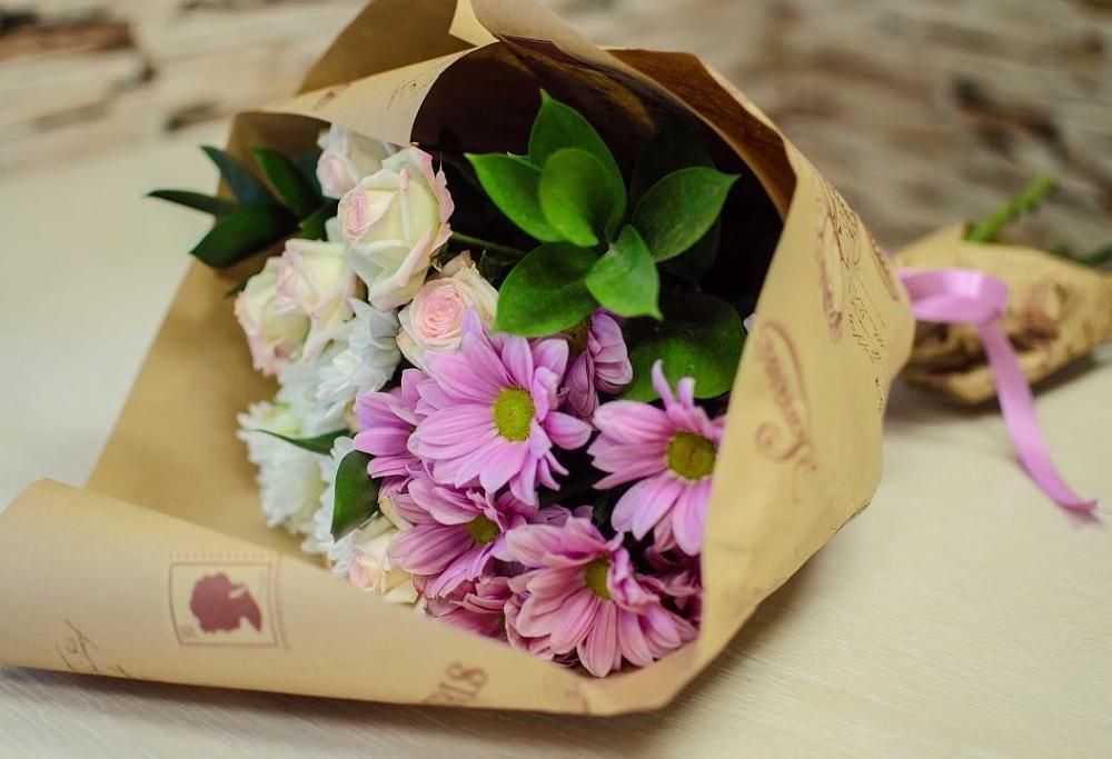 Букет цветов из: Розы и Хризантемы в Думиничи