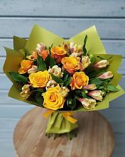 Букет цветов из:  Альстромерии и Розы в Думиничи