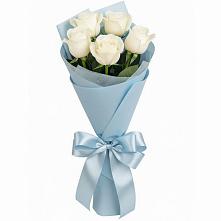 Букет 5 Белых роз Проуд в Думиничи
