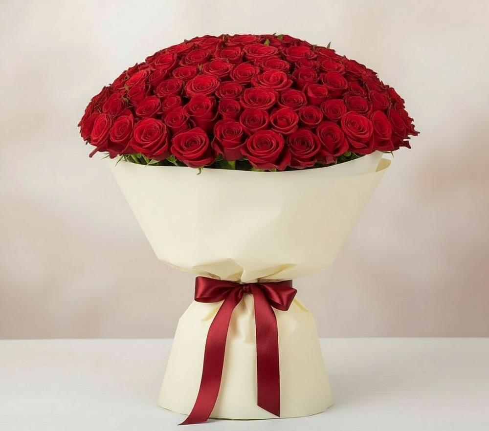 Букет 101 Красная роза Милано в Думиничи