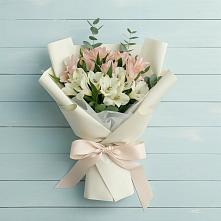 Букет цветов из:  Альстромерии в Думиничи