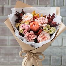 Букет цветов из:  Гвоздики, Хризантемы и Розы в Думиничи