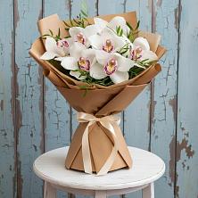 Букет цветов из:  Орхидеи и Розы в Думиничи